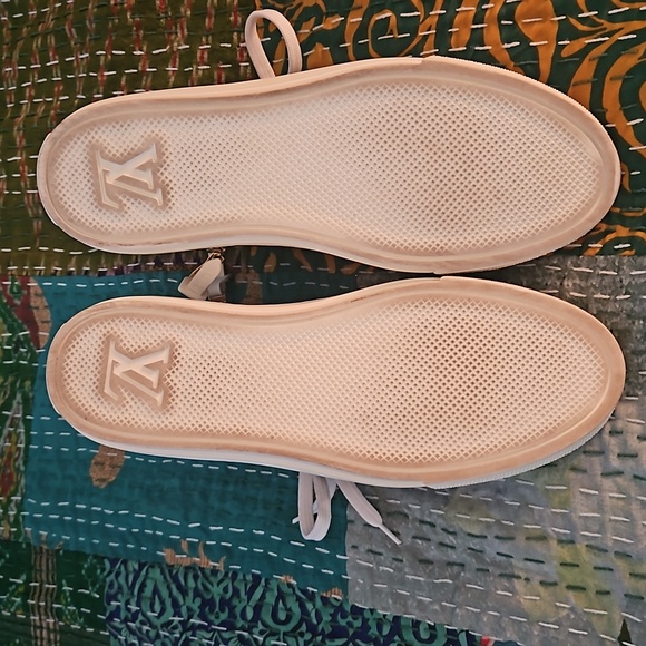 Authentic LV Catogram women's Stellar hi tops size 37 ***Rare*** - Picture 8 of 8